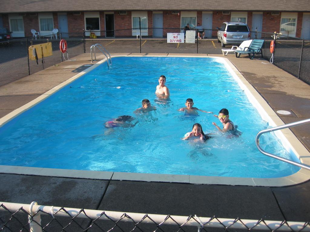 Caravan Inn Niagara Falls Exterior foto